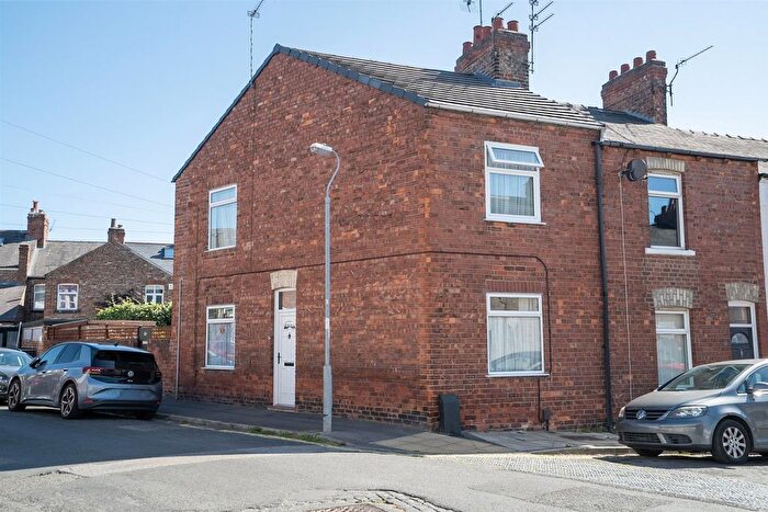 1 Bedroom Flat For Sale In A, Berkeley Terrace, York, YO26