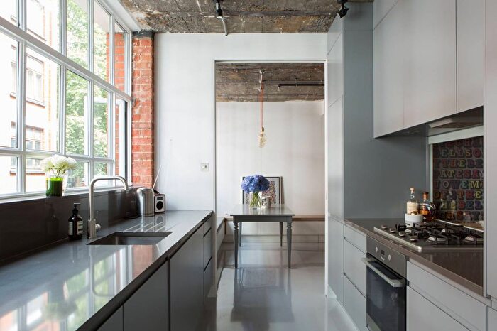 2 Bedroom Flat To Rent In Hoxton Square, Hoxton, London, N1