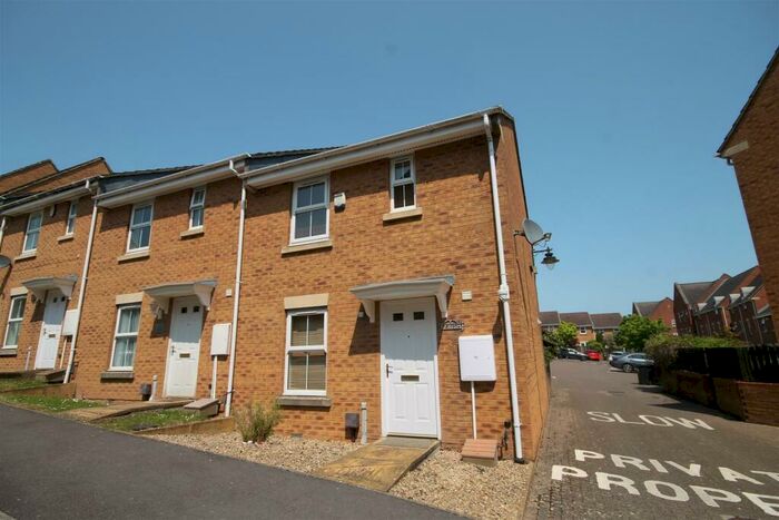 2 Bedroom End Of Terrace House To Rent In Wright Way, Stapleton, Bristol, BS16