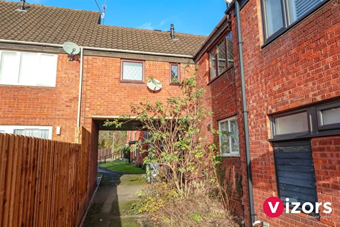 1 Bedroom Maisonette For Sale In Heronfield Close, Church Hill South, Redditch, B98