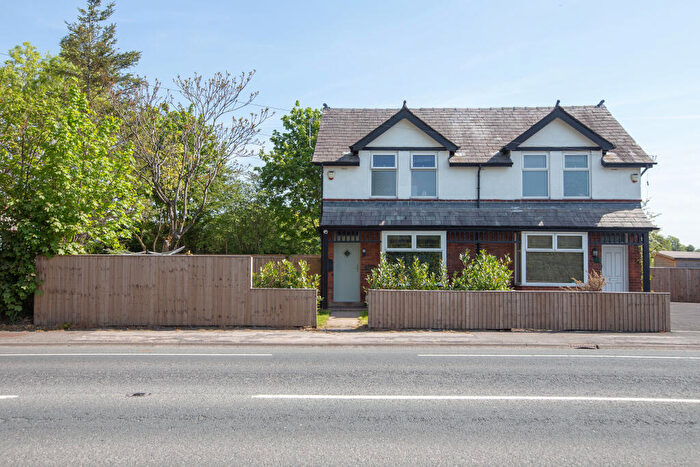 2 Bedroom Semi-Detached House For Sale In Garstang Road, Preston, PR3