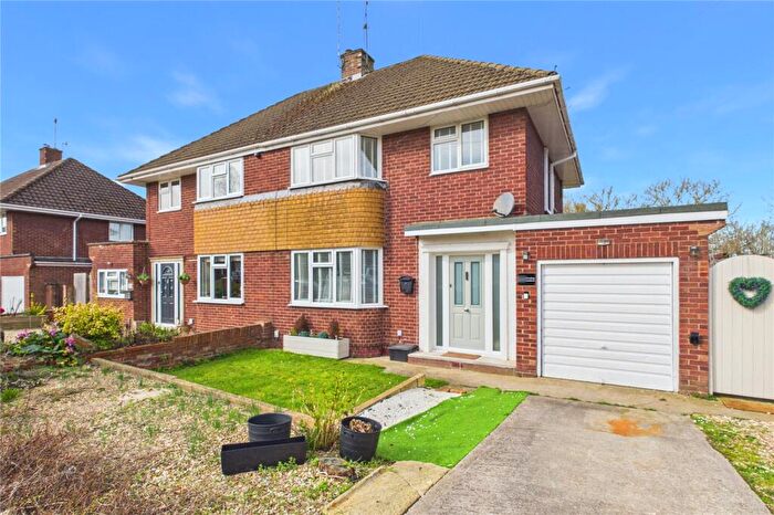 3 Bedroom Semi Detached House For Sale In Tenzing Gardens, Swindon, Wiltshire, SN25