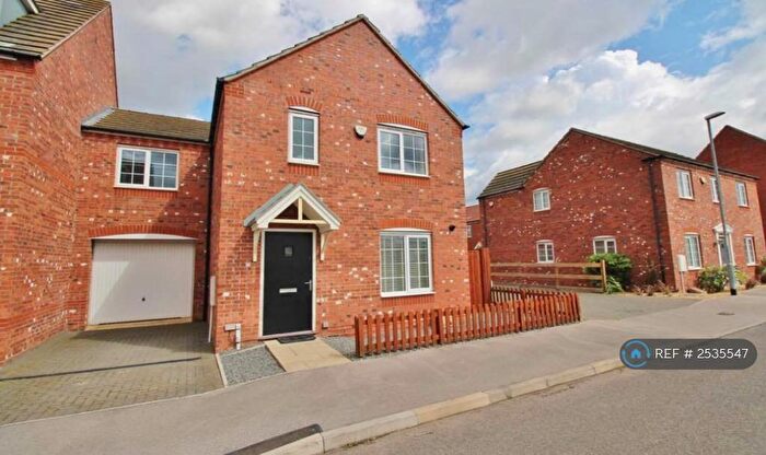 4 Bedroom Semi-Detached House To Rent In Tyne Close, Spalding, PE11