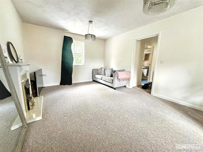 2 Bedroom Flat To Rent In Jellicoe Avenue, Bristol, BS16