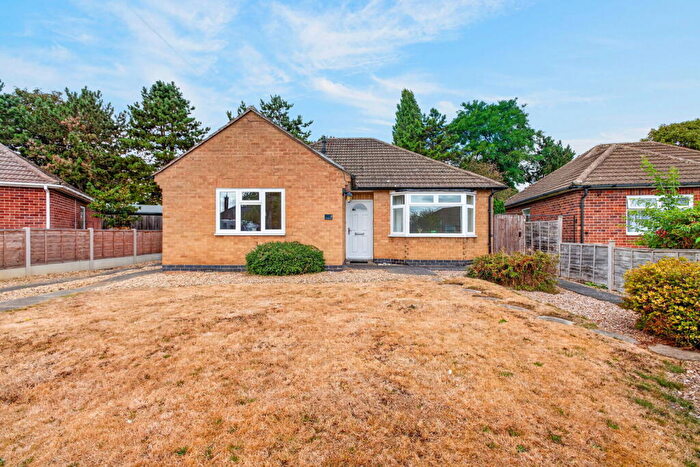 2 Bedroom Detached Bungalow For Sale In De Lisle Close, Market Harborough, LE16