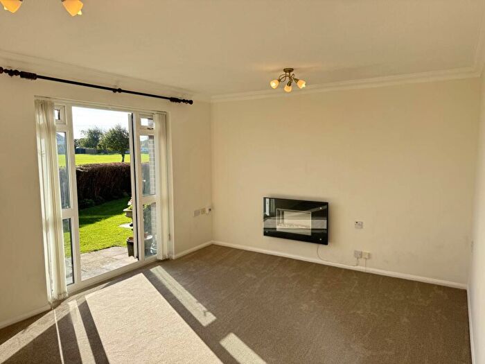 1 Bedroom Retirement Property To Rent In Shrubbs Drive, Middleton On Sea, PO22
