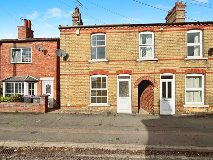 3 Bedroom End Of Terrace House For Sale In Alexandra Road, Sleaford, NG34