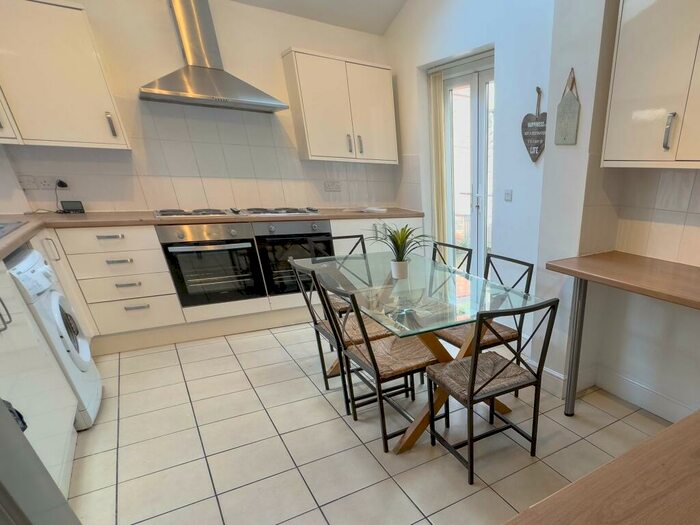 1 Bedroom House To Rent In Lesseps Road, L8