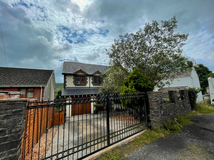 5 Bedroom Detached House To Rent In Morgan Street, Trebanos, Swansea, SA8