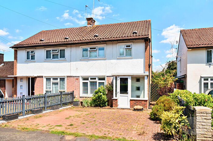 2 Bedroom Semi-Detached House To Rent In Ross Road, Cobham, Surrey, Surrey, KT11