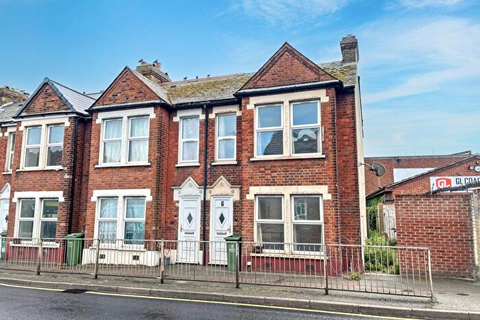 2 Bedroom End Of Terrace House For Sale In Orchard Villas, Cray Road, Sidcup, Kent, DA14