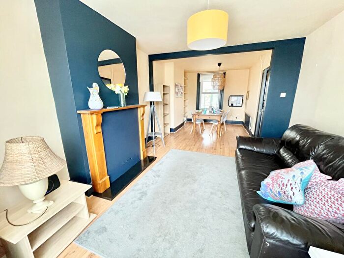 2 Bedroom End Of Terrace House To Rent In High Street, Garlinge, Kent, CT9