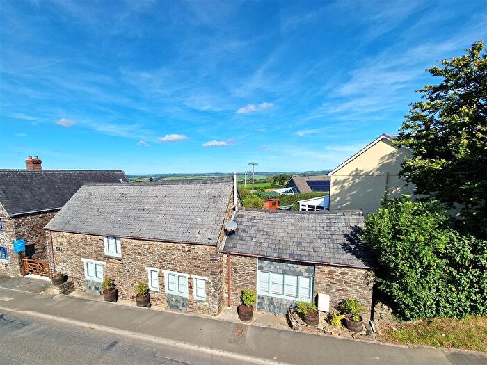 3 Bedroom Barn Conversion For Sale In Lewdown, Okehampton, EX20