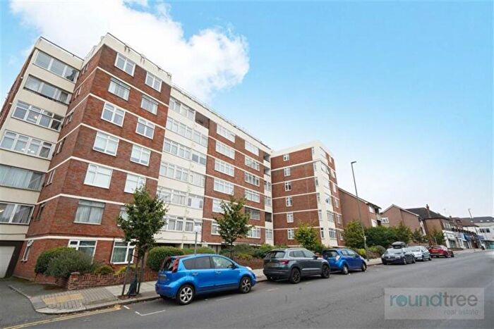 2 Bedroom Flat For Sale In Melvin Hall, Golders Green Road, Golders Green, NW11
