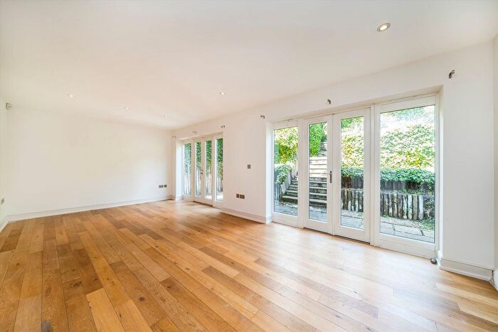 5 Bedroom Detached House To Rent In Southwood Avenue, Coombe, KT2