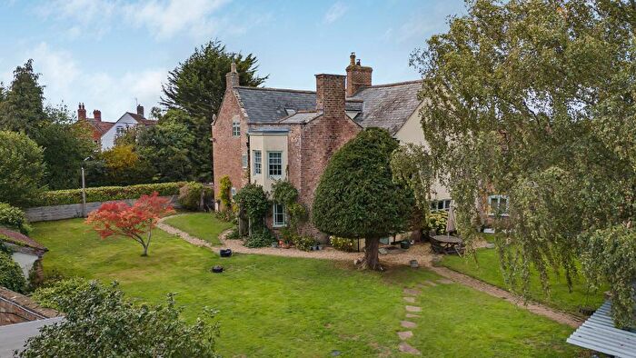 6 Bedroom Character Property For Sale In St Johns Road, Slimbridge, Gloucester, GL2