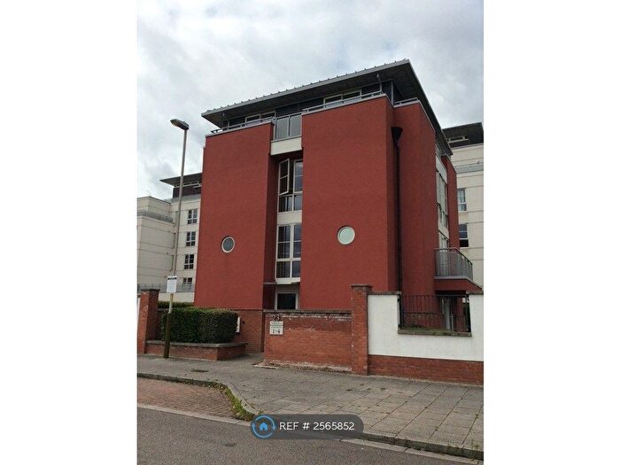2 Bedroom Flat To Rent In Watkin Road, Leicester, LE2