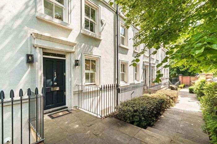 5 Bedroom House For Sale In Southwood Lane, Highgate, N6