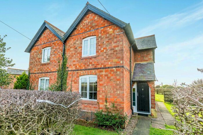 2 Bedroom Semi-Detached House To Rent In Station Road, Mursley, MK17