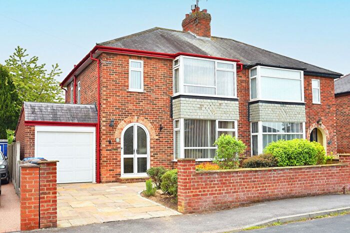 3 Bedroom Semi-Detached House For Sale In St. Johns Drive, Harrogate, HG1