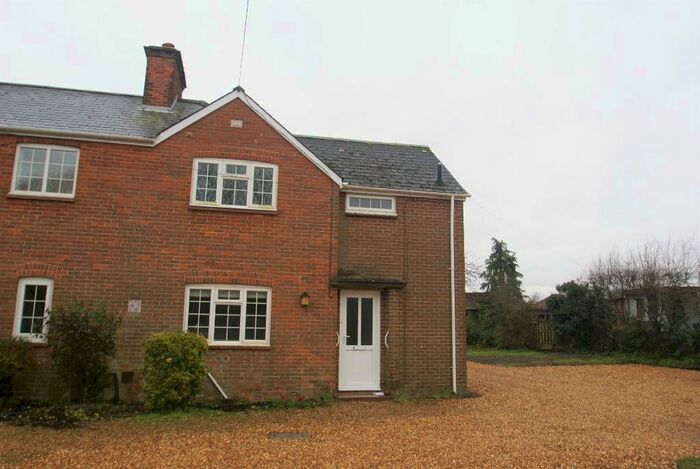 3 Bedroom End Of Terrace House To Rent In Romsey Road, Awbridge, SO51