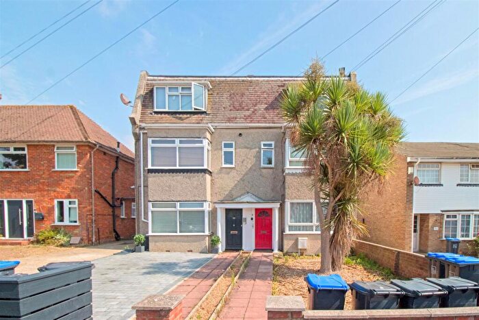 1 Bedroom Apartment To Rent In Cross Road, Southwick, BN42