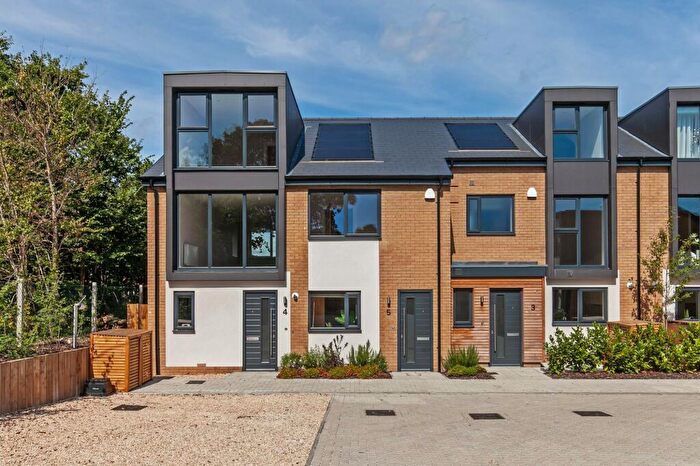 2 Bedroom Apartment For Sale In St. Matthews Road, Winchester, SO22