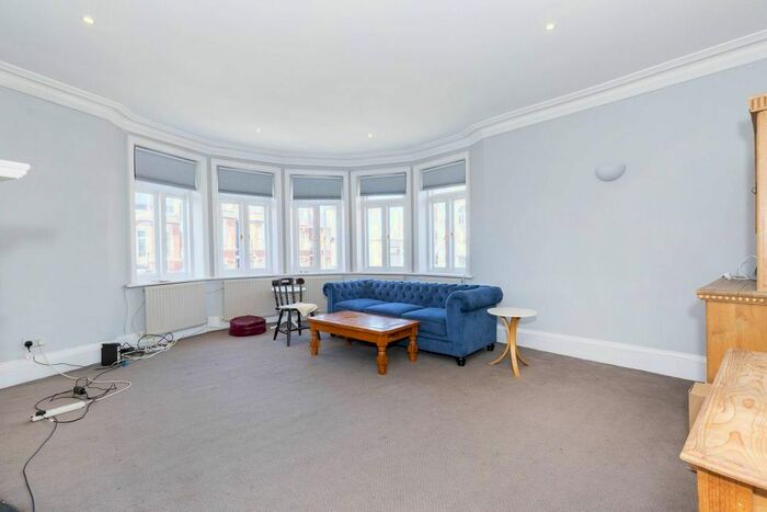 2 Bedroom Flat To Rent In All Souls Avenue, London, NW10