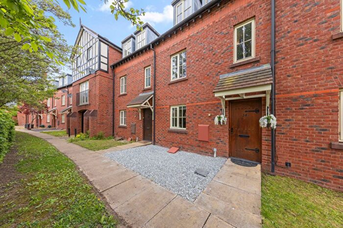 3 Bedroom Terraced House For Sale In Archers Green Road, Westbrook, WA5