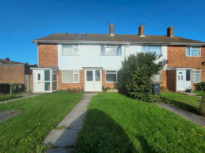 3 Bedroom Terraced House To Rent In Southern Road, Eastbourne, BN22