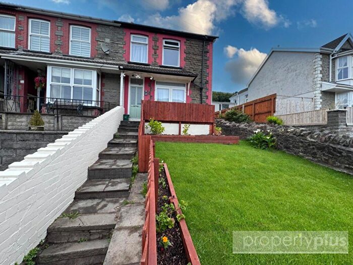 3 Bedroom End Of Terrace House For Sale In Tyntyla Road, Tonypandy, Rhondda Cynon Taff, CF40