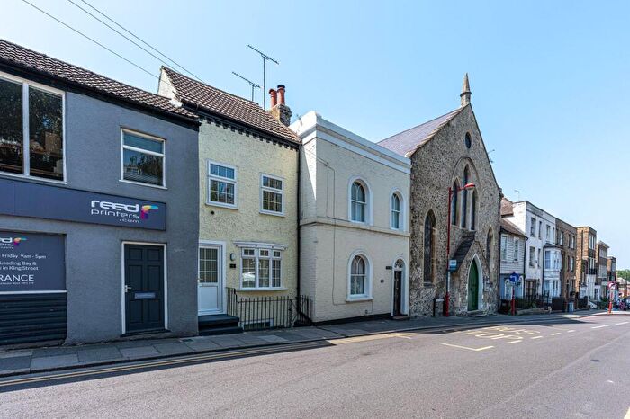 3 Bedroom Terraced House To Rent In Delce Road, Rochester, ME1