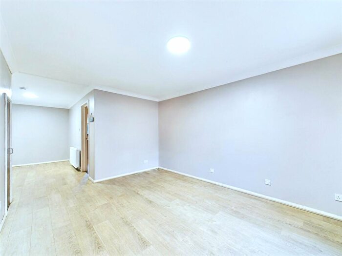 3 Bedroom Apartment To Rent In Lockerby Crescent, Gilmerton, Edinburgh, EH16