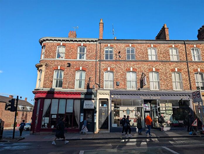 2 Bedroom Flat To Rent In Blossom Street, York, YO24