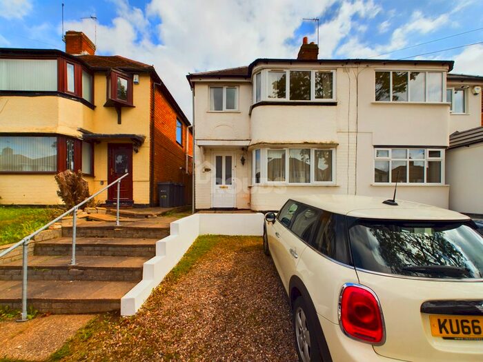 3 Bedroom Semi-Detached House To Rent In Gleneagles Road, Birmingham, West Midlands, B26