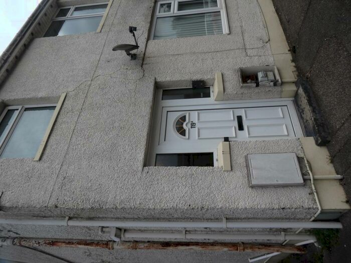 2 Bedroom Maisonette To Rent In Bedroom Maisonette In Ensbury Park, BH10