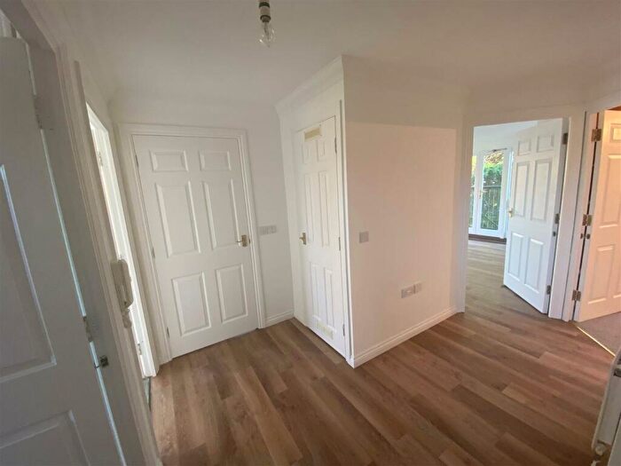 2 Bedroom Apartment To Rent In Glassmill House, Robertson Road, Berkhamsted, HP4