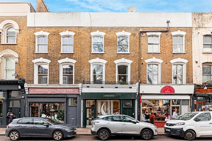 2 Bedroom Property For Sale In Newington Green Road, London, N1
