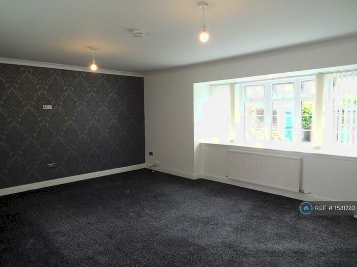 3 Bedroom Bungalow To Rent In Woodlands Hotel, Broughty Ferry, Dundee, DD5