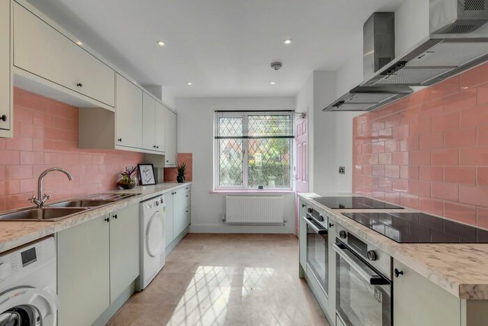 1 Bedroom Property To Rent In Buckingham Road, Norwich, NR4