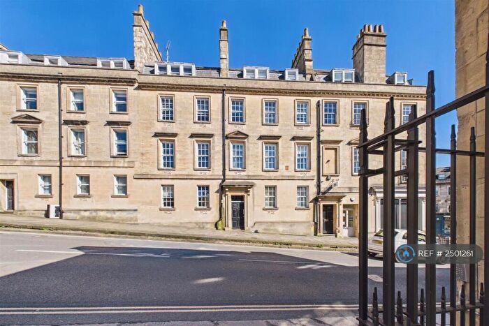 1 Bedroom Flat To Rent In Fountain Buildings, Bath, BA1