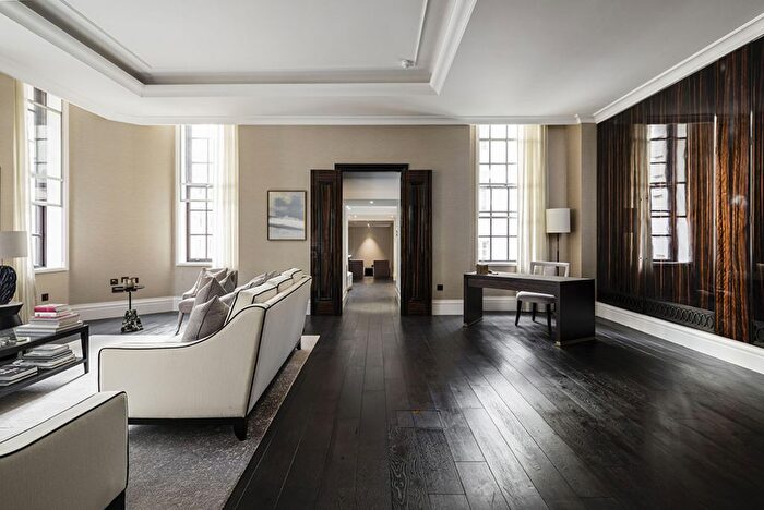 2 Bedroom Flat To Rent In Whitehall Place, Whitehall, SW1A