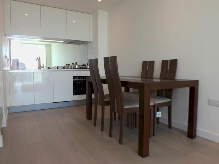 1 Bedroom Flat To Rent In Skygardens, Wandsworth Road, London, SW8