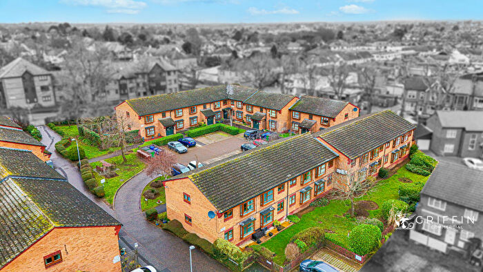 1 Bedroom Flat For Sale In Palmers Drive, Grays, RM17