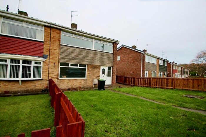 3 Bedroom Semi-Detached House To Rent In Lingey Close, Sacriston, Durham, DH7