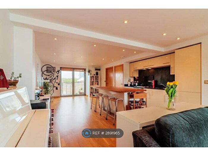 2 Bedroom Flat To Rent In Dace Road, London, E3