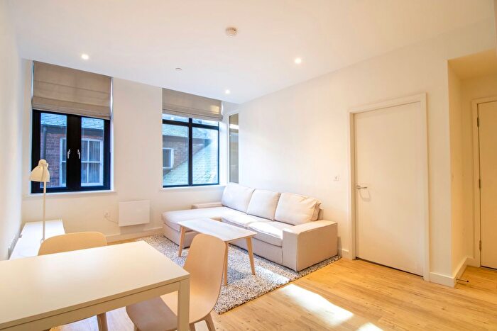 1 Bedroom Flat To Rent In York Place, Leeds, LS1