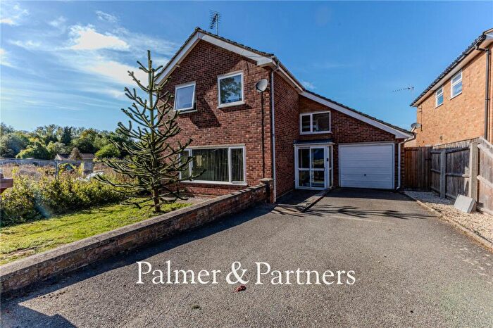 4 Bedroom Detached House For Sale In Ventris Close, Ipswich, Suffolk, IP2