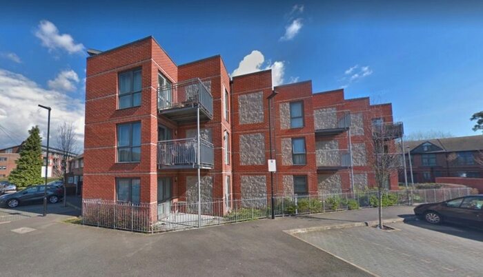 2 Bedroom Flat To Rent In Lewin Terrace, Feltham TW14