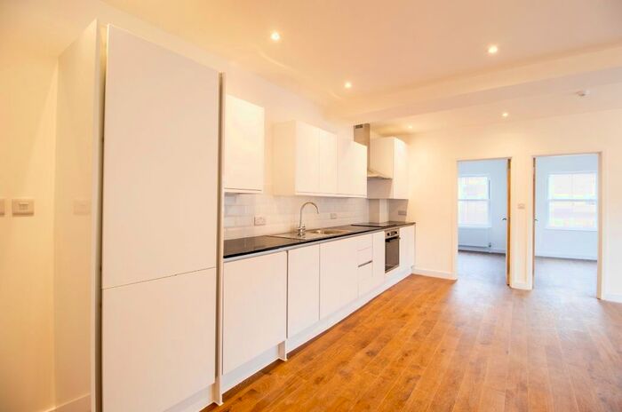 2 Bedroom Flat To Rent In Union Street, Barnet EN5
